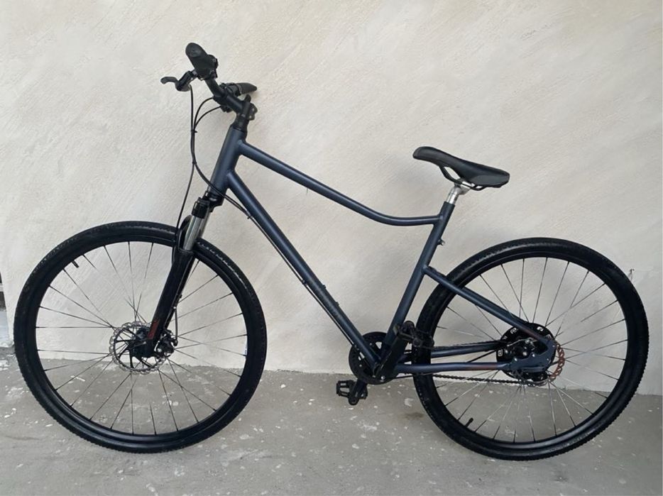 Bicicleta Oras Riverside/B-twin 500