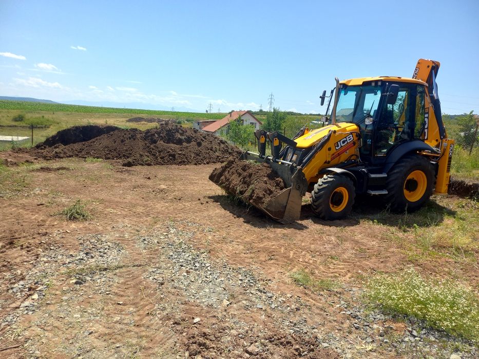 Inchiriez Buldoexcavator zona Deva-Simeria-Hunedoara si Imprejurimi