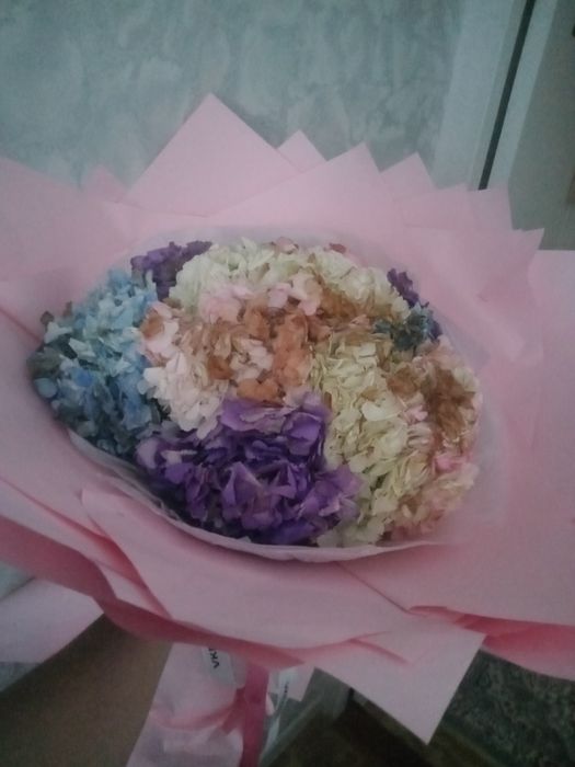 Гүл сатылады гүл сатылады