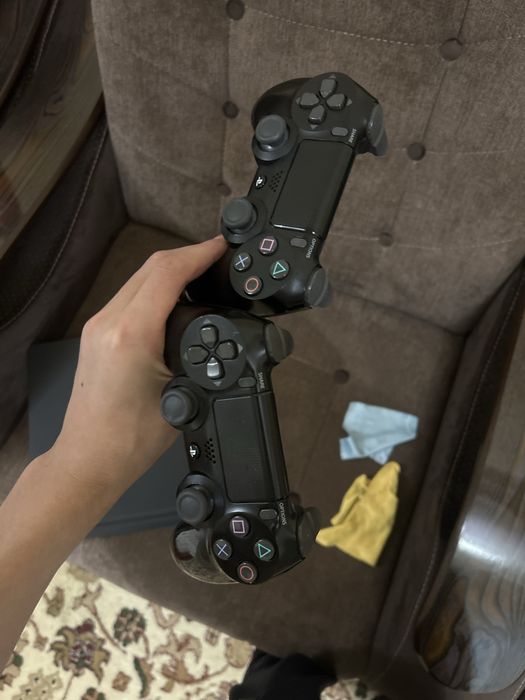 Playstation 4 slim
