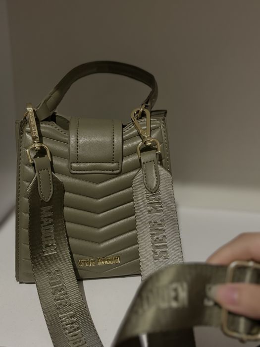 Steve Madden мини чанта в маслено зелено