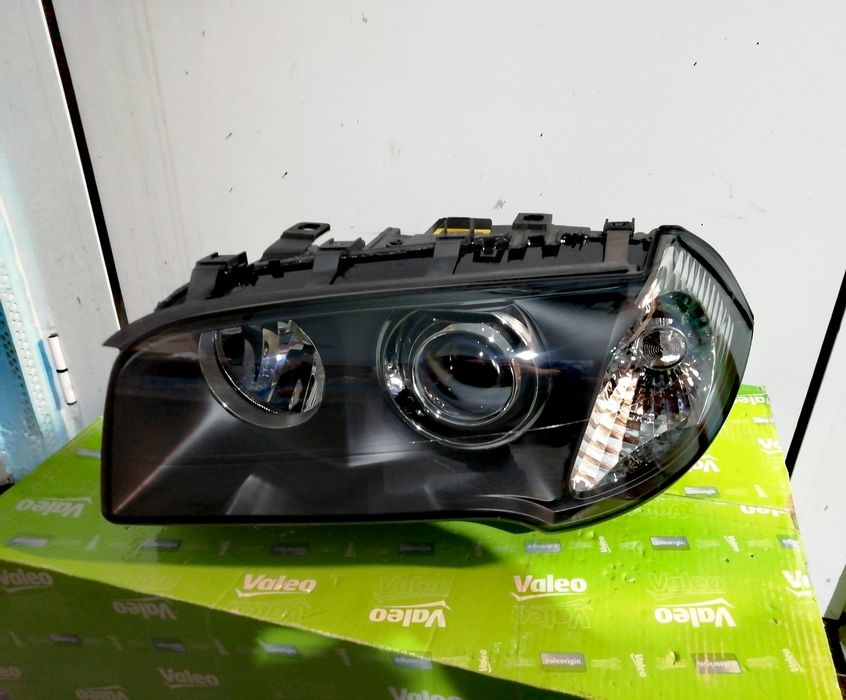 Фар Фарове за БМВ Х3 Е83 / BMW X3 E83 Bi-Xenon.