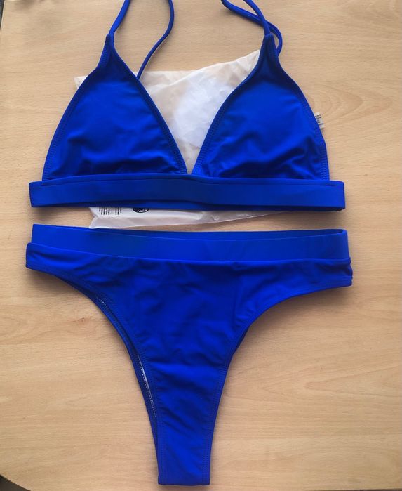 Бански с висока талия