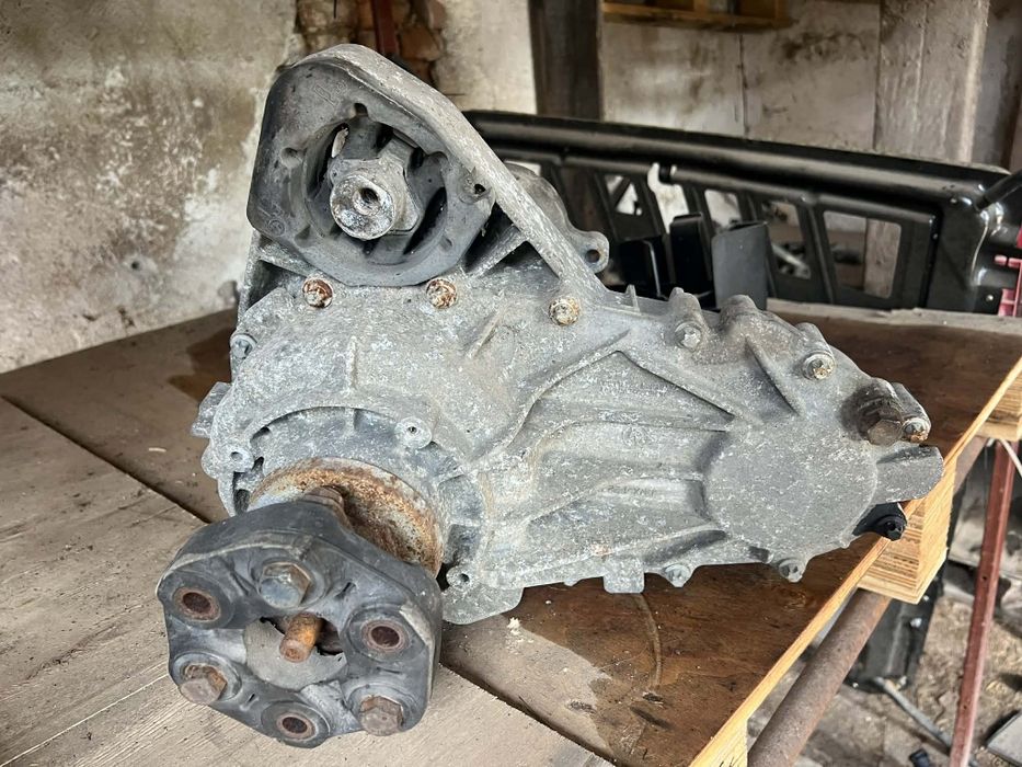 Раздатка от БМВ Х5 Е53 4.4