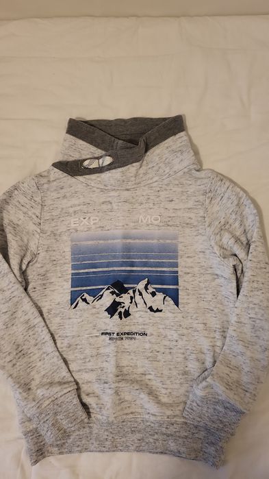 Lot 5 bluze, hanorace marimea 122-128, 7-8 ani