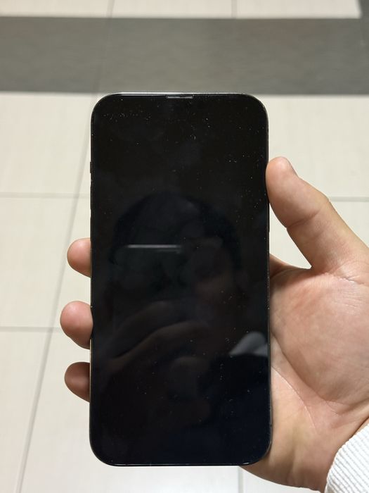 Продам Iphone 13pro max