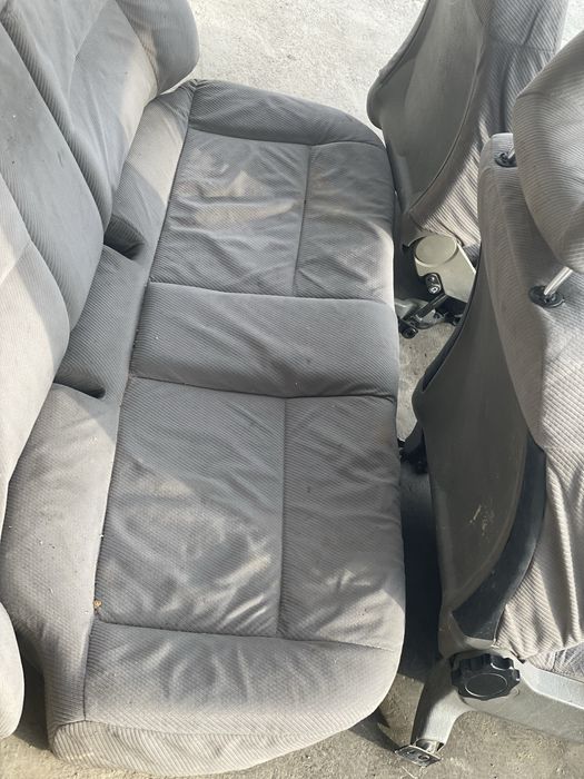 Ауди 100 сидение