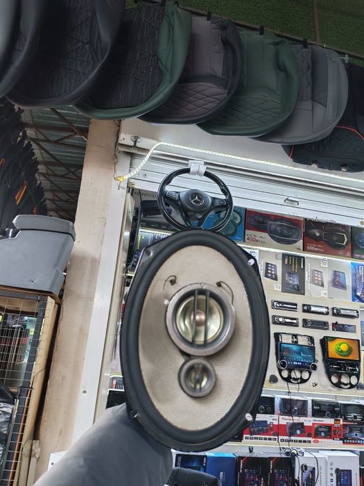 Kenwood 718 made in Vietnam