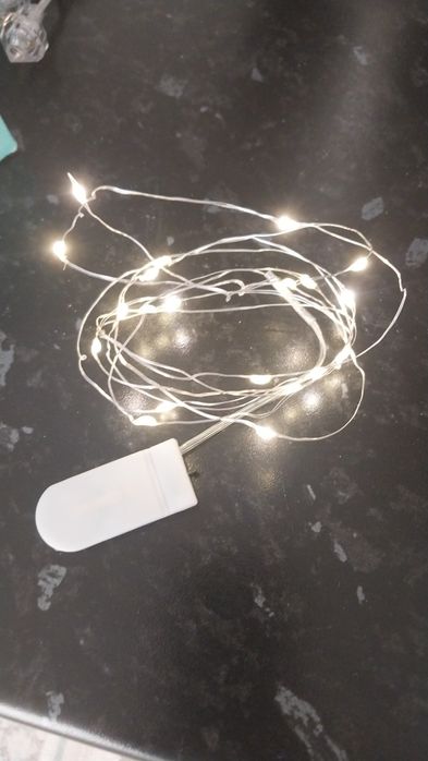 Елочные украшения. Светящиеся гирлянды.