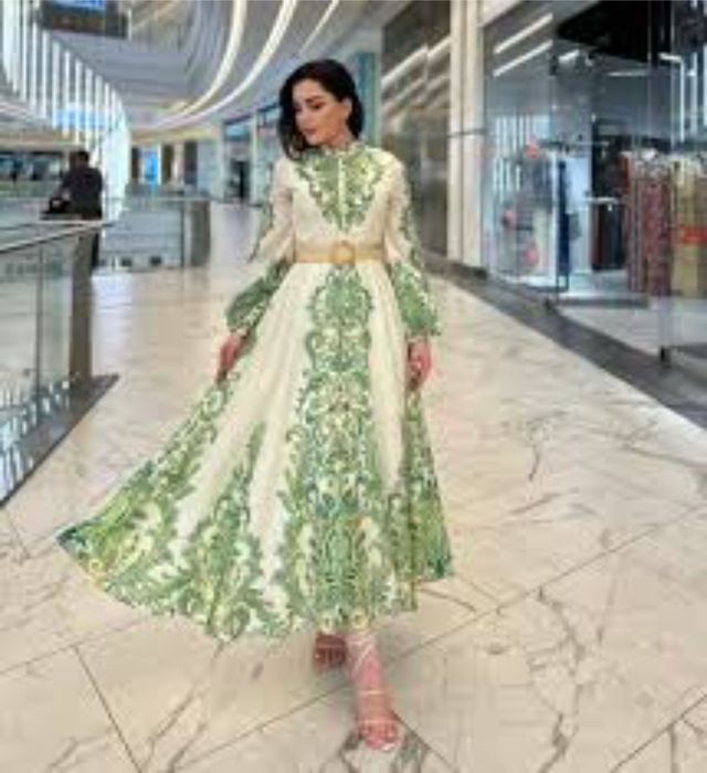 Продам платье срочно