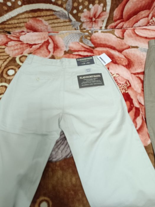 Продам новые джинсы