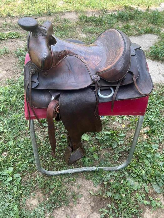 Уебстърн  седла big Horne ,royal king ,cycle y …..