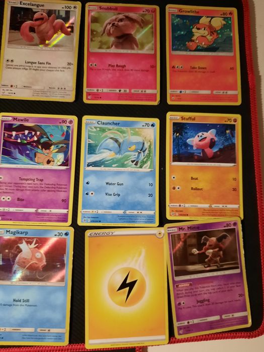 Colectie 33 carti pokemon care pot fi date si la schimb