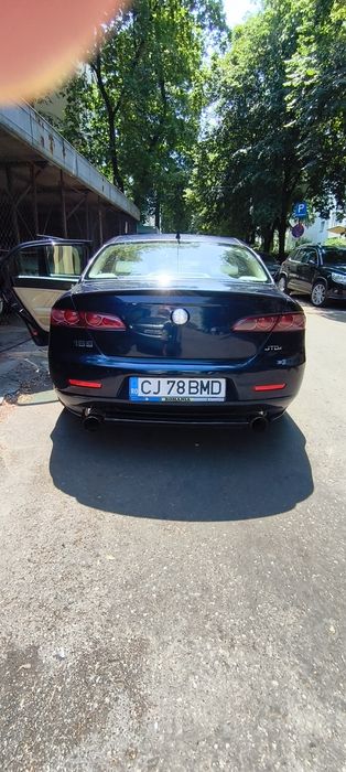 Vând Alfa Romeo 159 jtdm