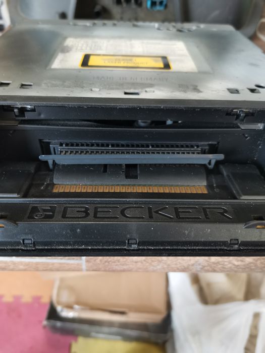 Casetofon Mercedes Becker