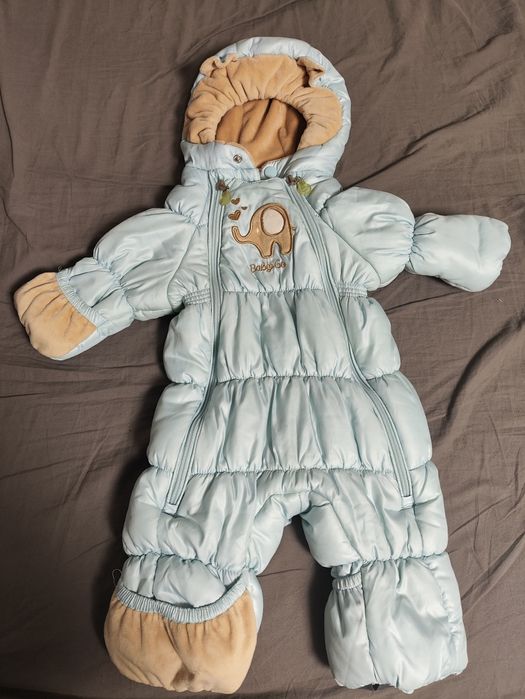 Продам детские комбинезоны