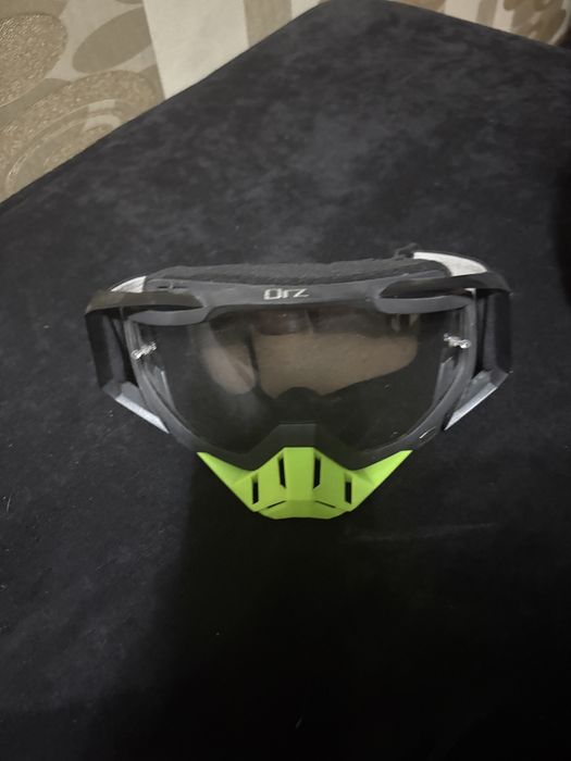 Продаю шлем на мотоцикл