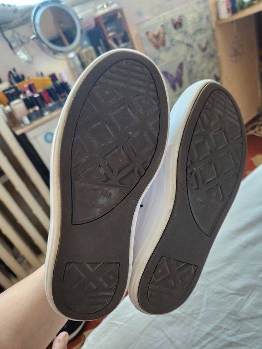 Adidasi gheata dama Converse nr 38