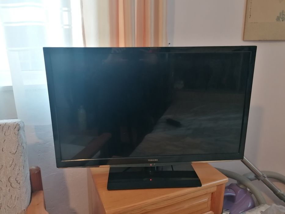 Toshiba 32"Toshiba 32"