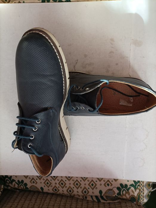 Poale, fustă populară - Costum popular fetiță - Pantofi Italia