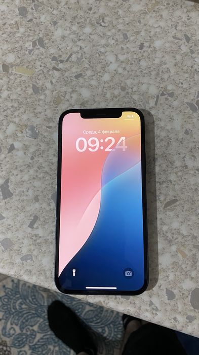 Продам Айфон 12 на 128