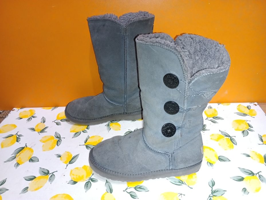 UGG N 39 високи кожени - 12 €