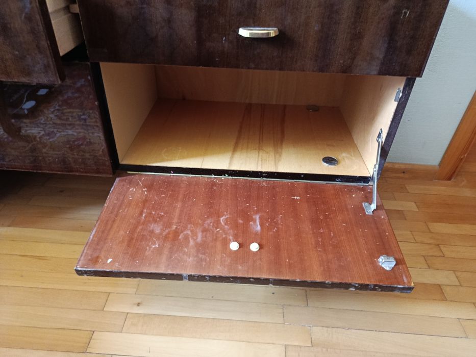 Продается советский комод + зеркало