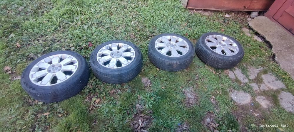 Продавам гуми с джанти с размер 215/50/17-ЛЕТНИ