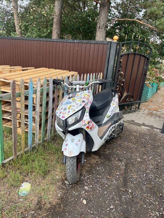 Продам скутер М8