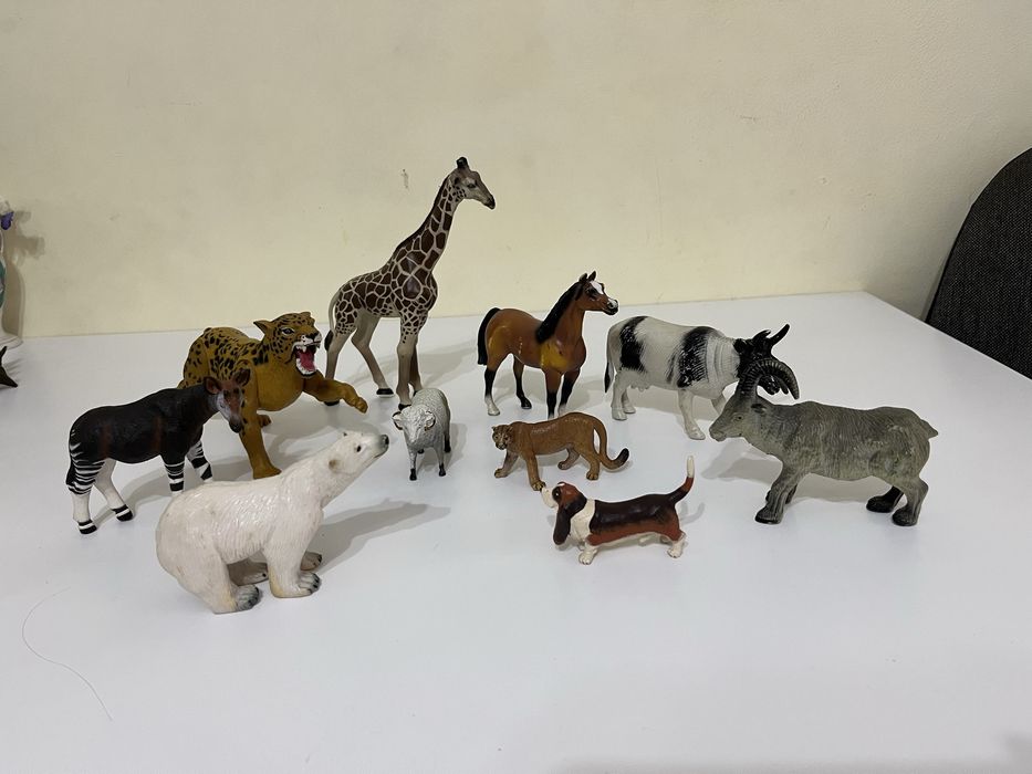 Коллекция фигурок Papo.