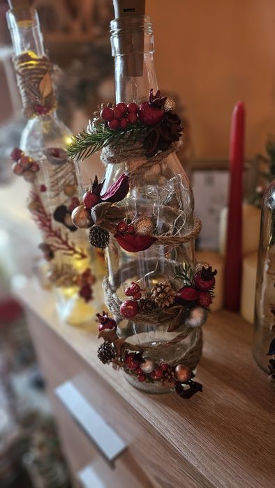 Коледни светещи бутилки и свещници- ръчна изработка.