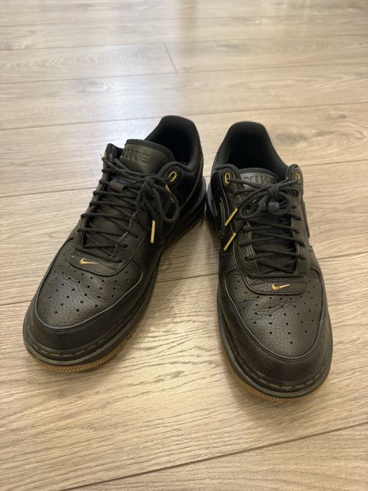 Продам кроссовки найк