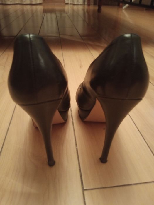 Туфли кожаные 38-39 р