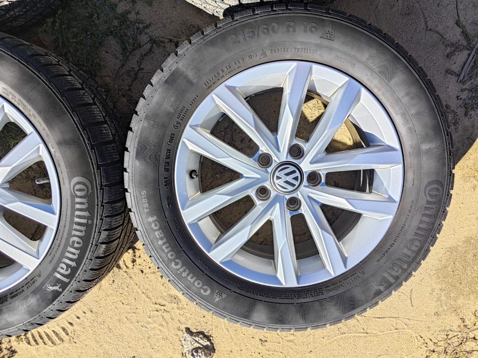 Jante Originale din Aluminiu de Volkswagen Passat pe 16"de IARNĂ M+S