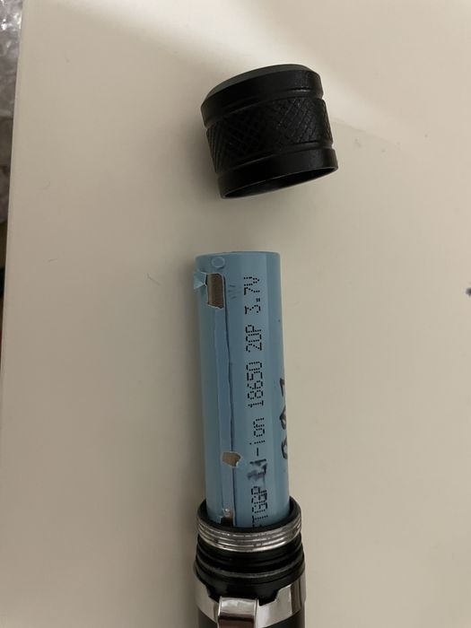 Lanterna de buzunar reincarcabila cu acumulator 18650 micro usb
