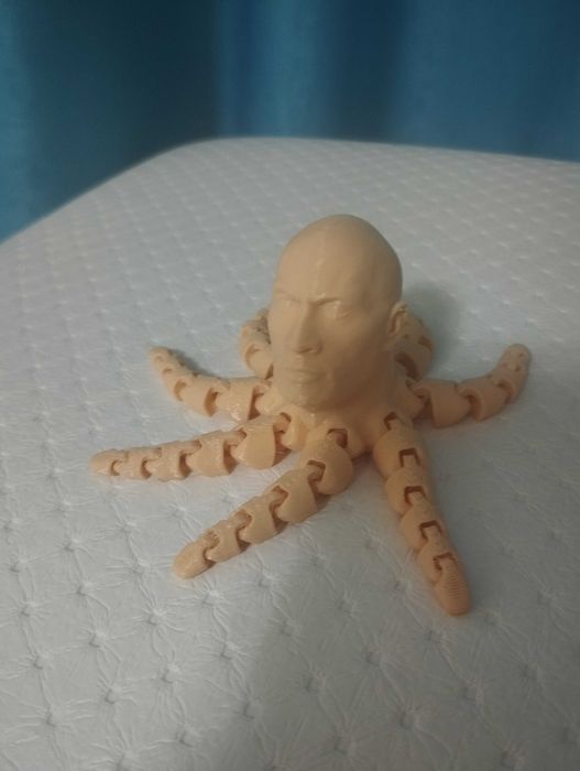Скала Дуэйн Джонсон игрушка