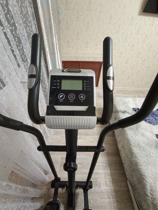 вело-тренажер 100000тг