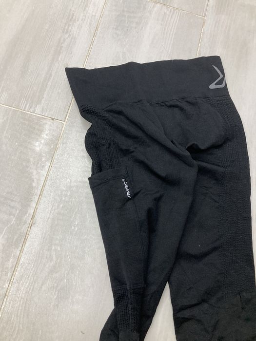 Pantaloni compresie Revolution Race S-M dama