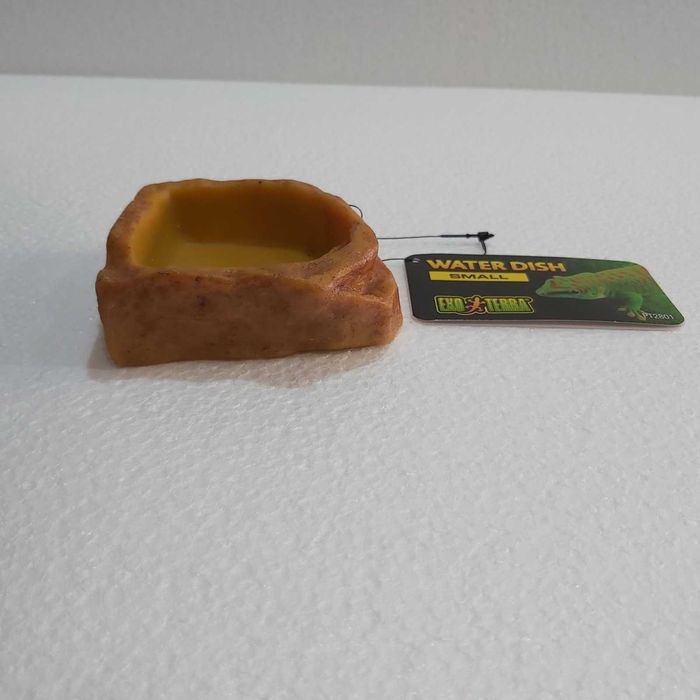 Купи за вода за влечуги