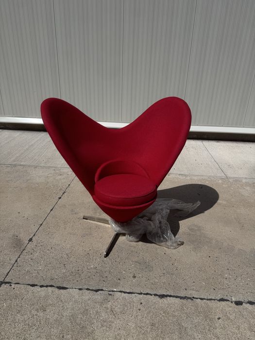 Дизайнерско кресло Verner Panton Heart Cone Chair