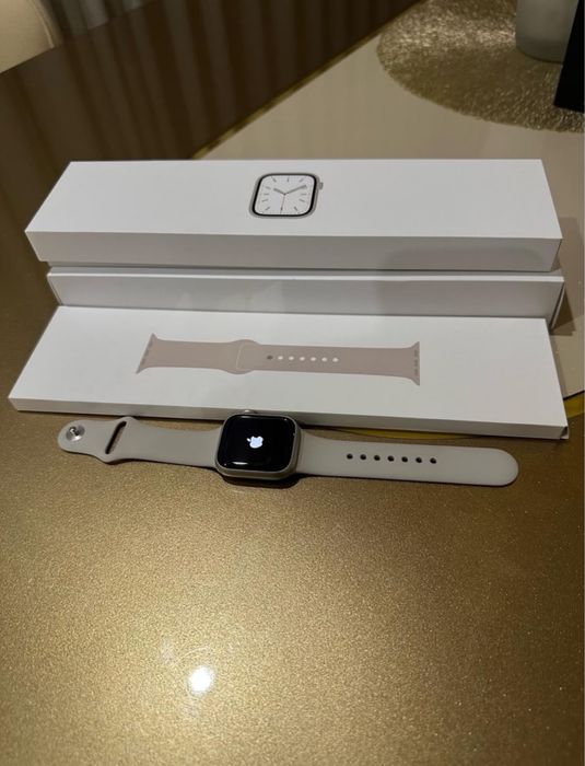 Продам Apple Watch