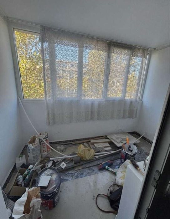 Vand Apartament - Decomandat - 3 Camere - Etaj 1 - URGENT !