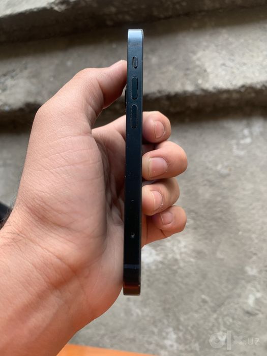 Iphone 13 mini 8/256 ishlashlari zor