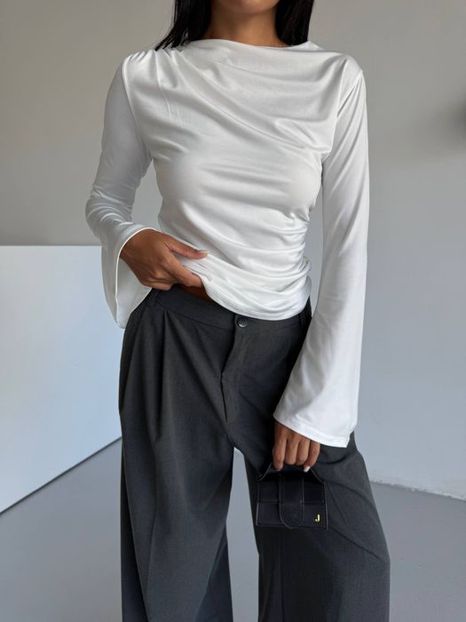 Дамска бяла блуза с балон ръкави – елегантен модел