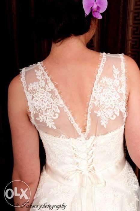 Rochie ivory de mireasa.NOUA