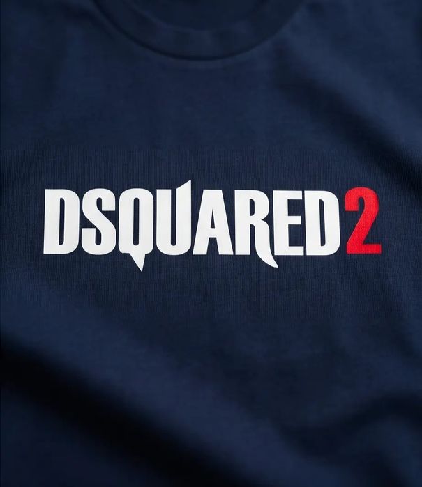 НАМАЛЕНИЕ! Оригинална мъжка тениска Dsquared. -  Размер Л - ЧИСТО НОВА