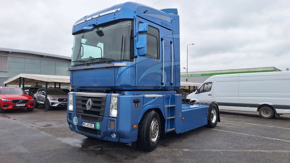 Vand ansamblu renaul magnum+schmitz varios