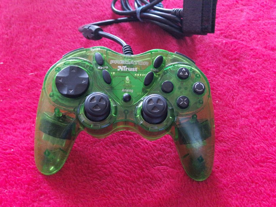 Maneta pentru jocuri  / controller / joystick