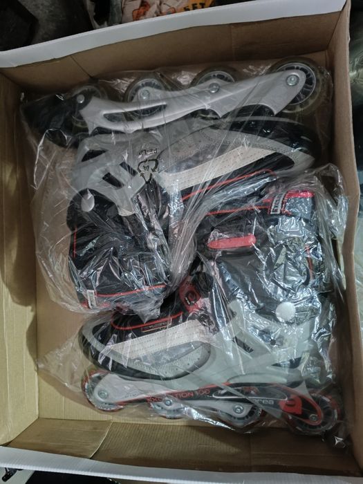 Роликовые коньки 44 размера Area Exolution 100