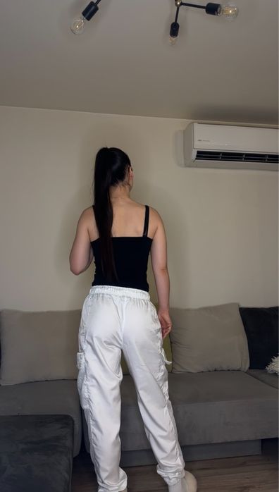 Дамски бели карго панталони Nike Jordan